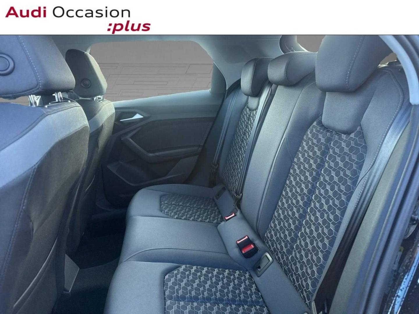 Voitures occasions Audi A1 Sportback Design Lens