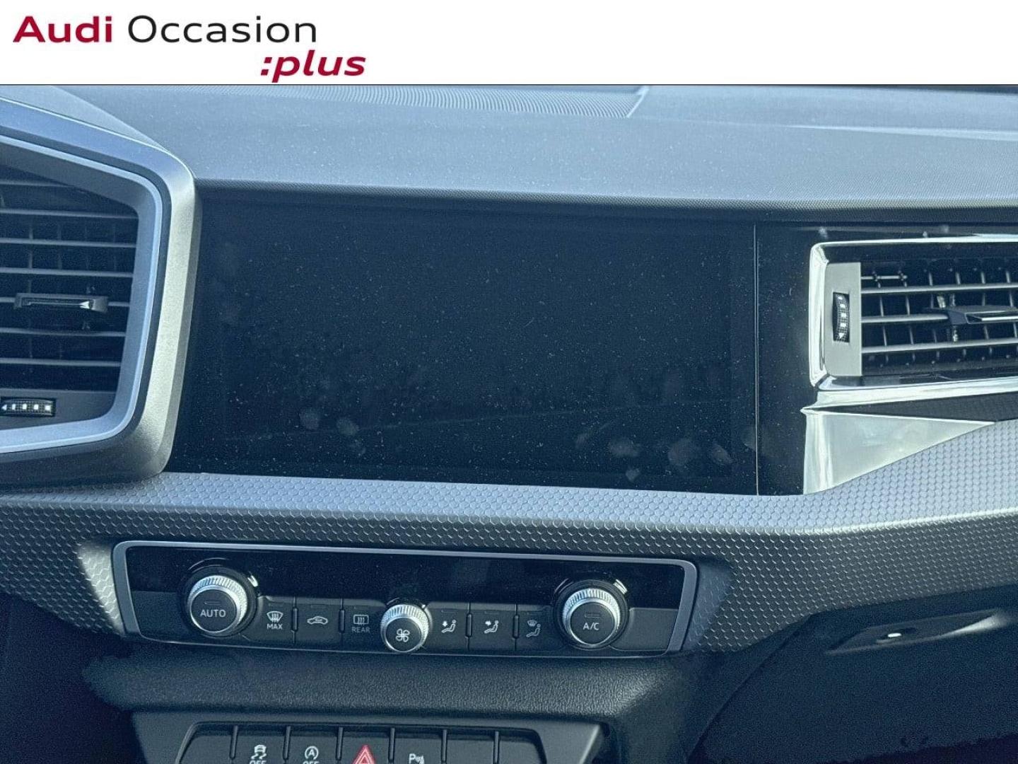 Voitures occasions Audi A1 Sportback Design Lens