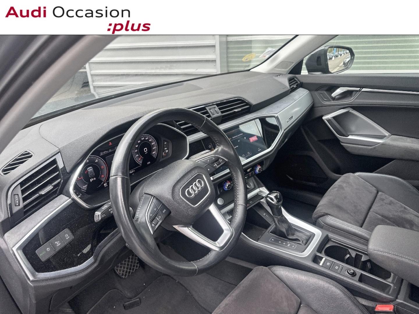 Voitures occasions Audi Q3 Base Lens