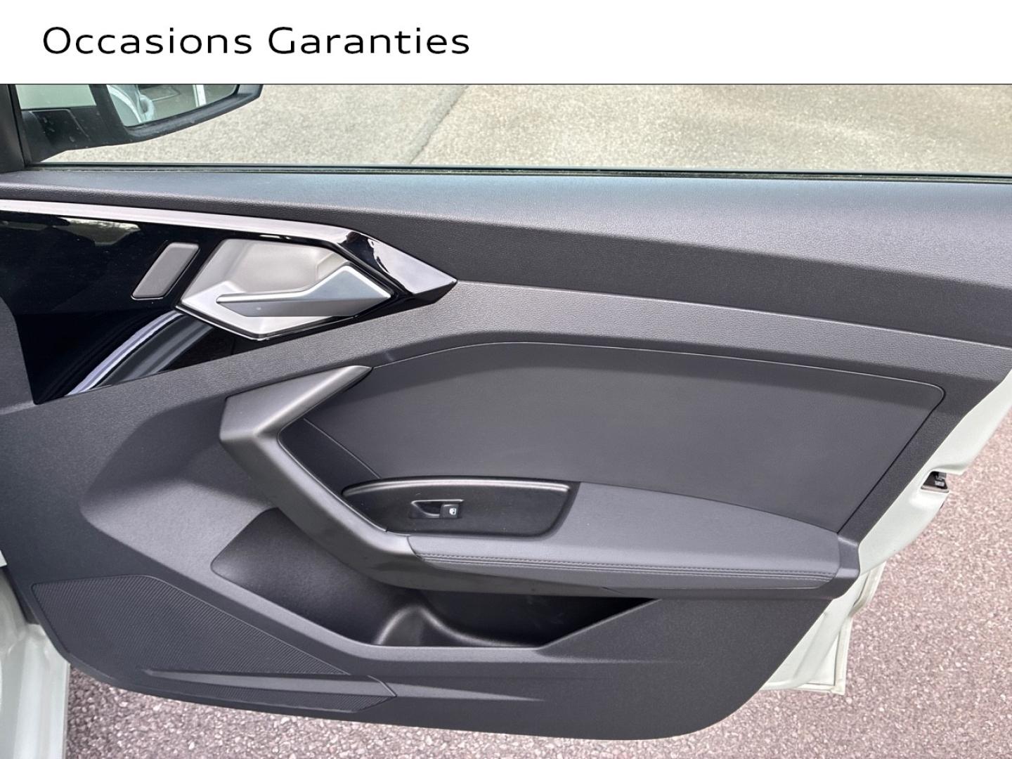 Voitures occasions Audi A1 Sportback Design Lens