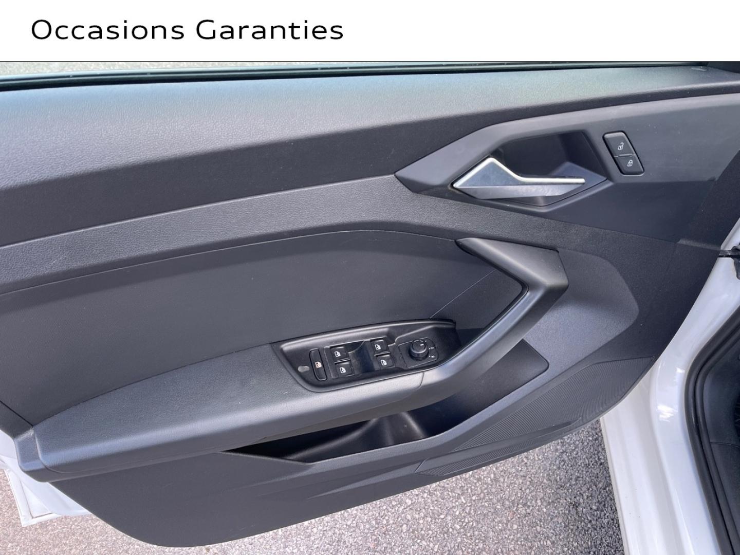 Voitures occasions Audi A1 Sportback Entry Lens