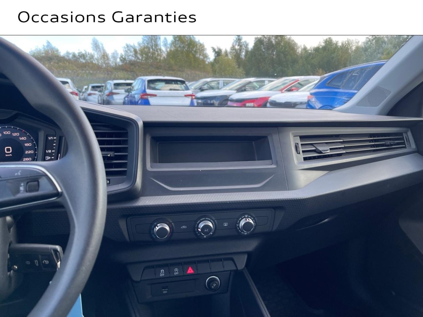 Voitures occasions Audi A1 Sportback Entry Lens