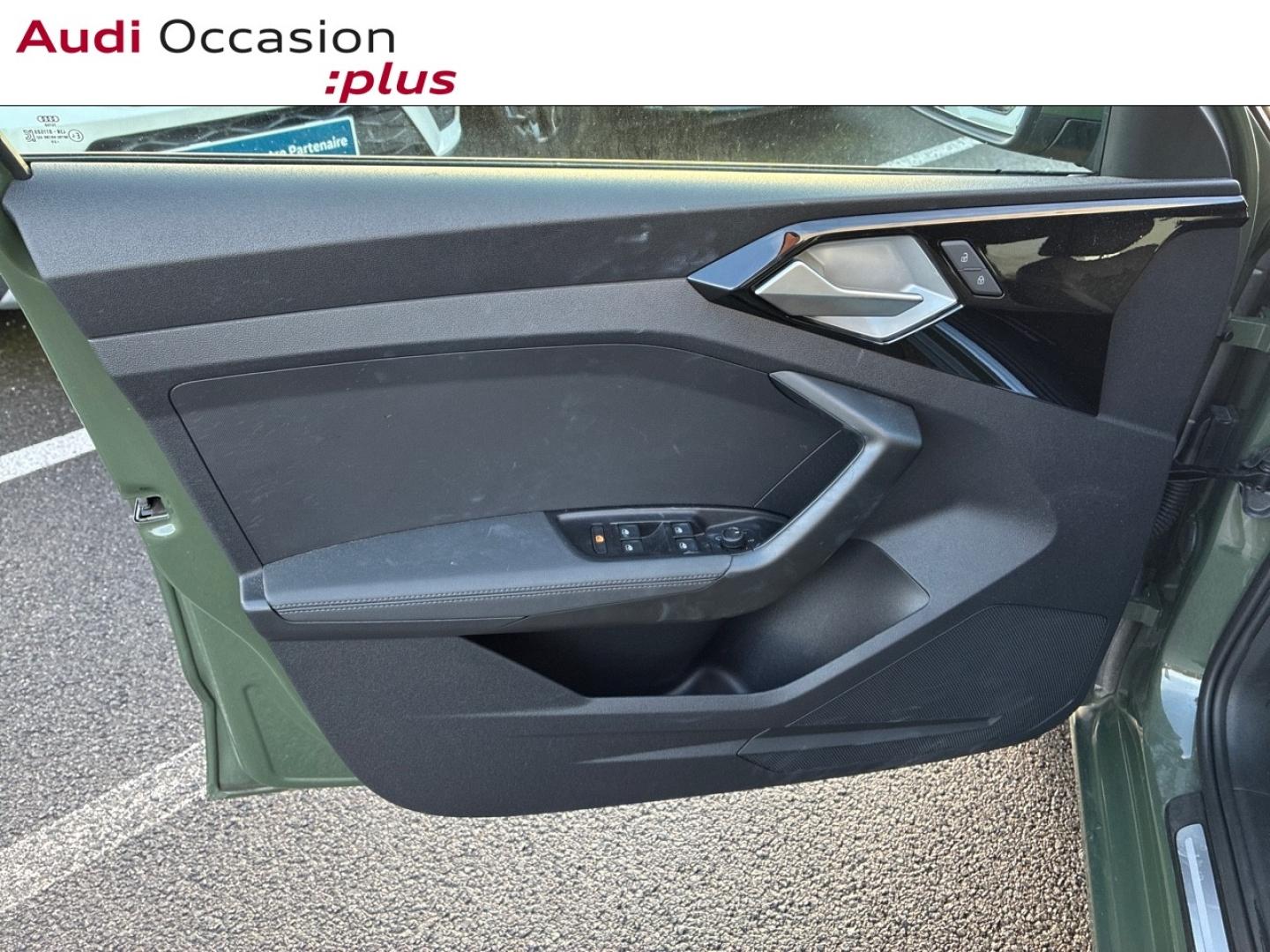 Voitures occasions Audi A1 Sportback Design Lens