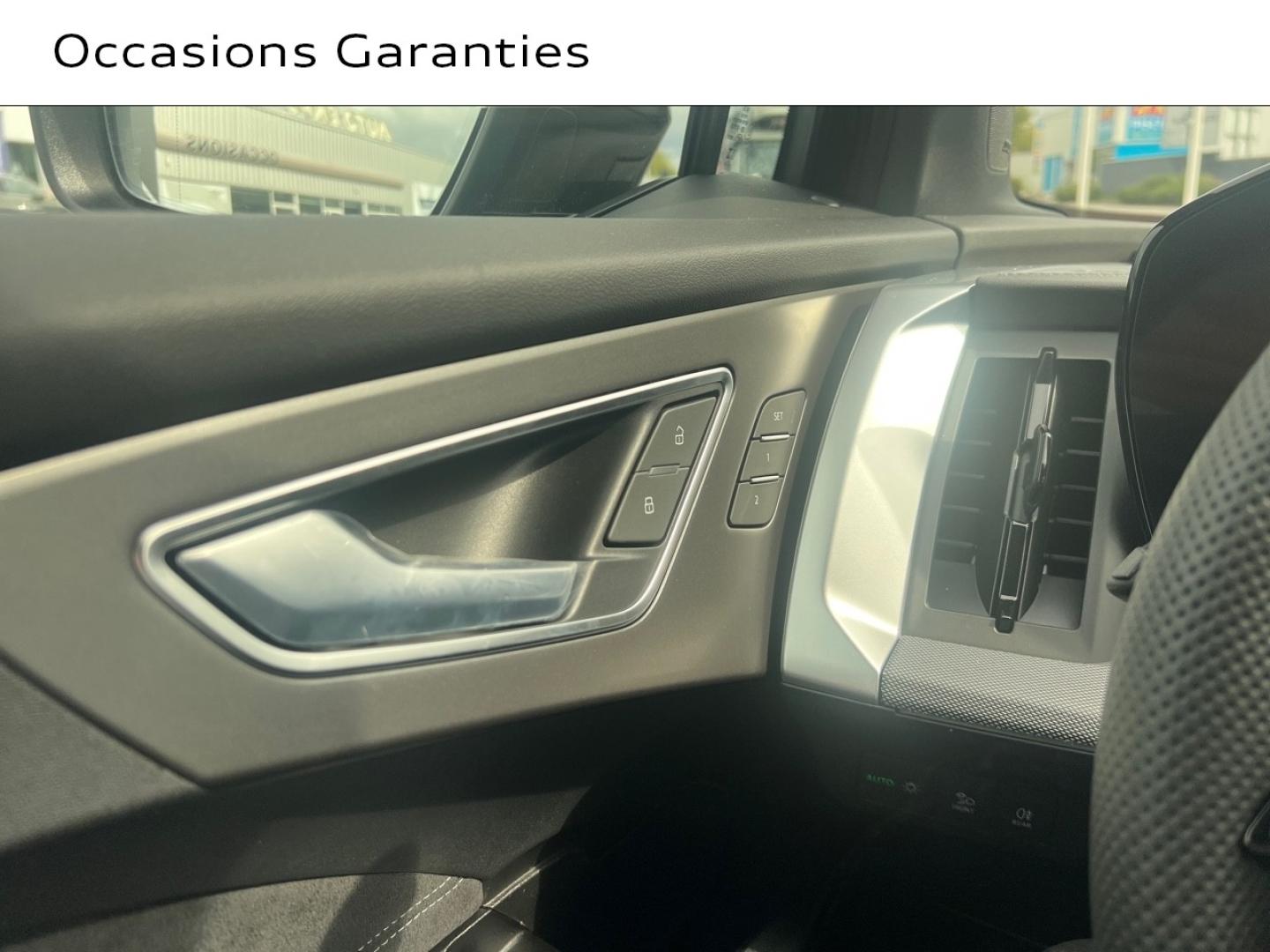 Voitures occasions Audi Q4 e-tron Base Bruay-la-Buissière
