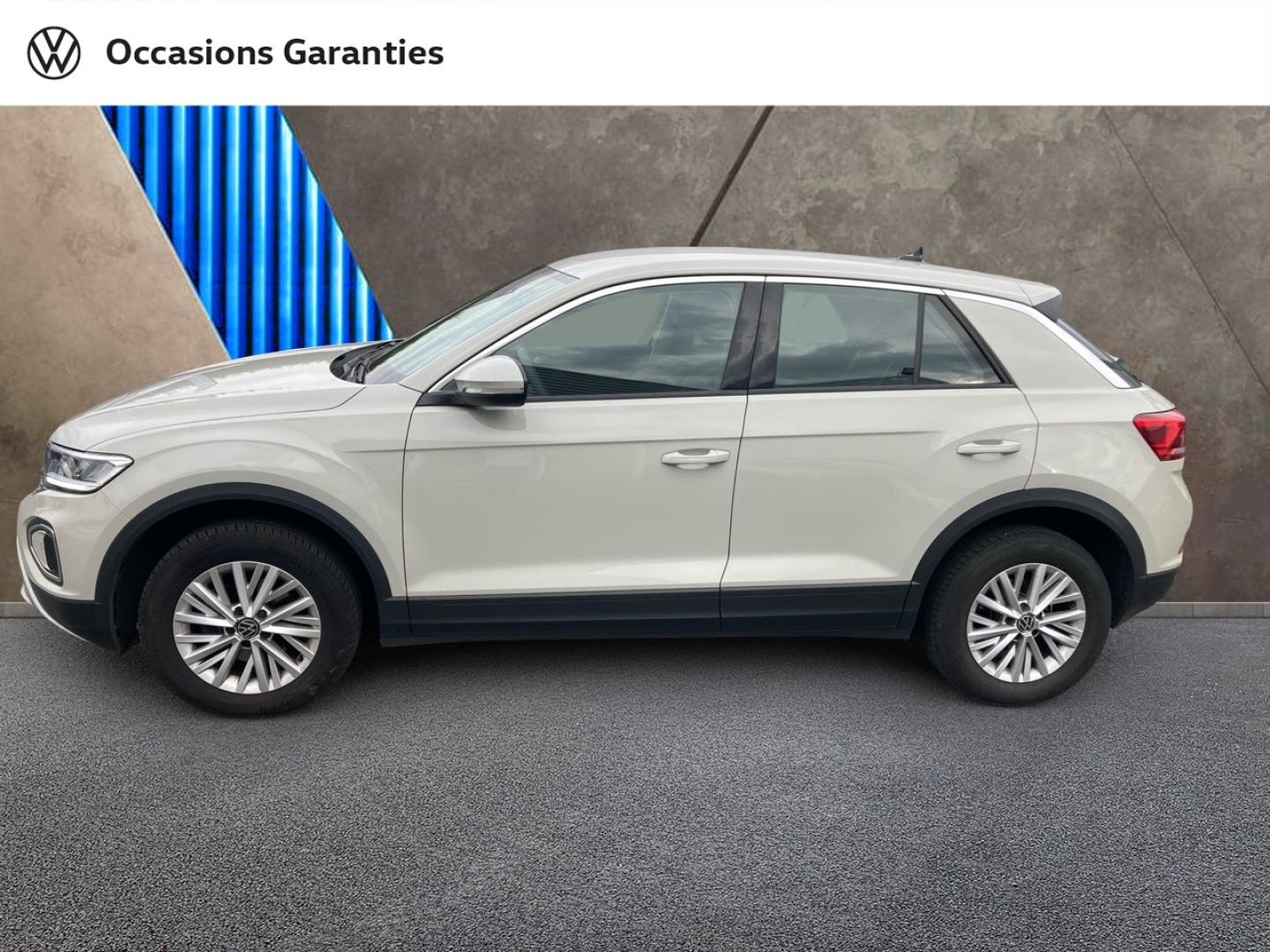 Voitures occasions VOLKSWAGEN T-ROC Base Mozac