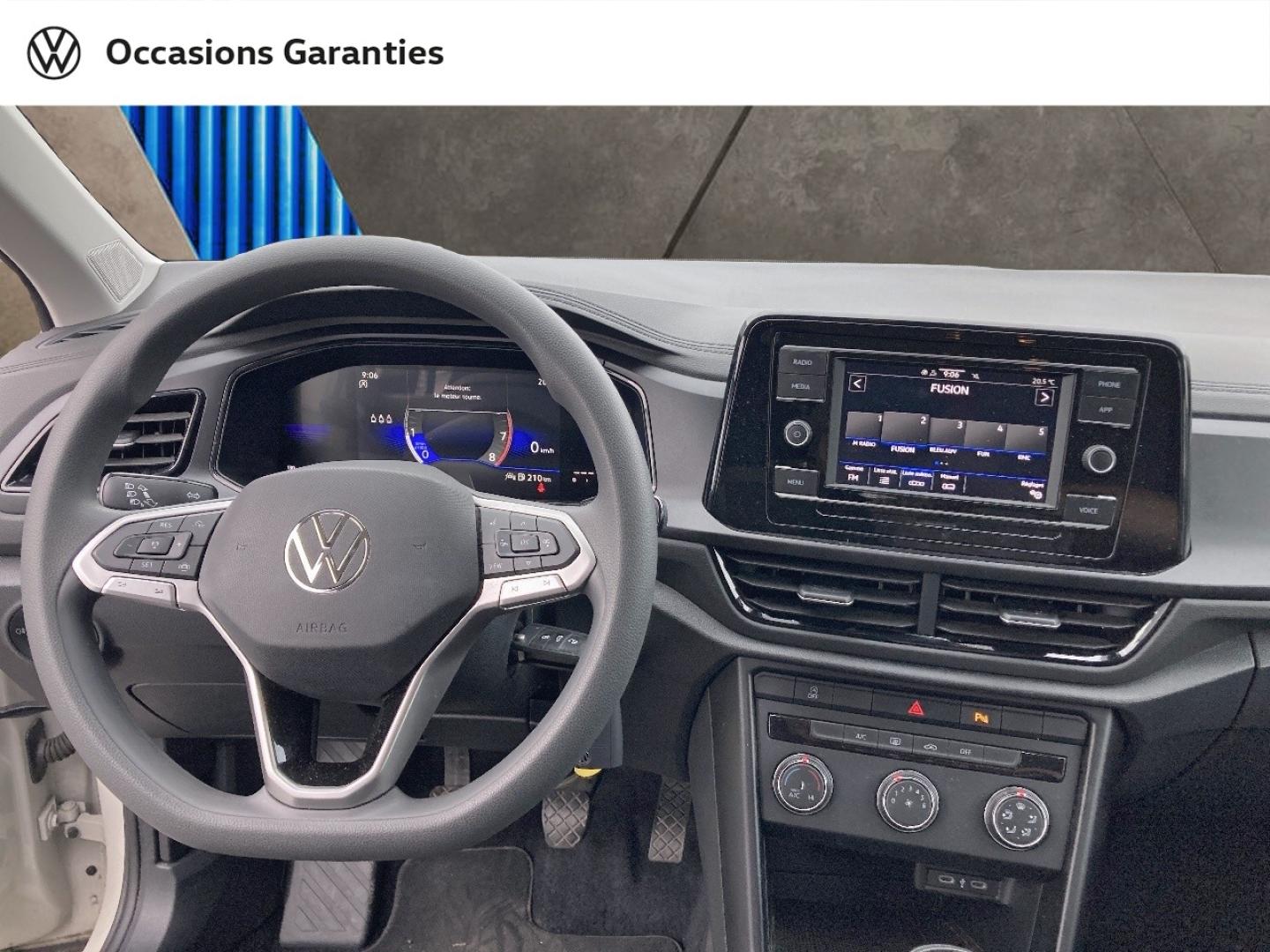 Voitures occasions VOLKSWAGEN T-ROC Base Mozac