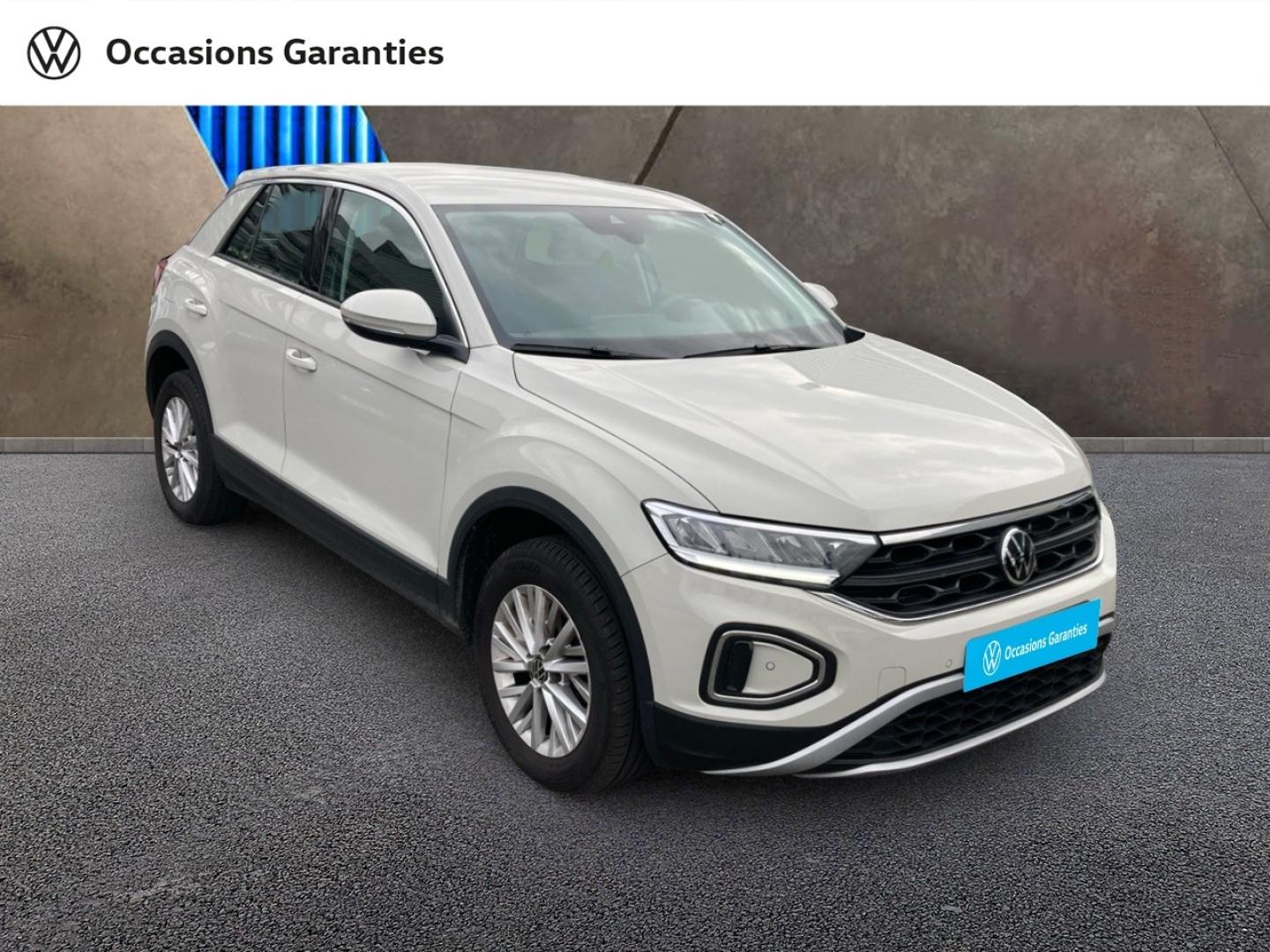 Voitures occasions VOLKSWAGEN T-ROC Base Mozac
