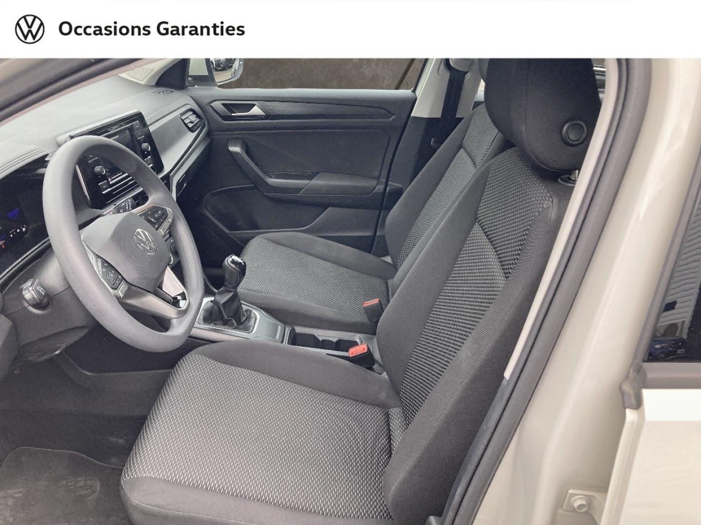 Voitures occasions VOLKSWAGEN T-ROC Base Mozac