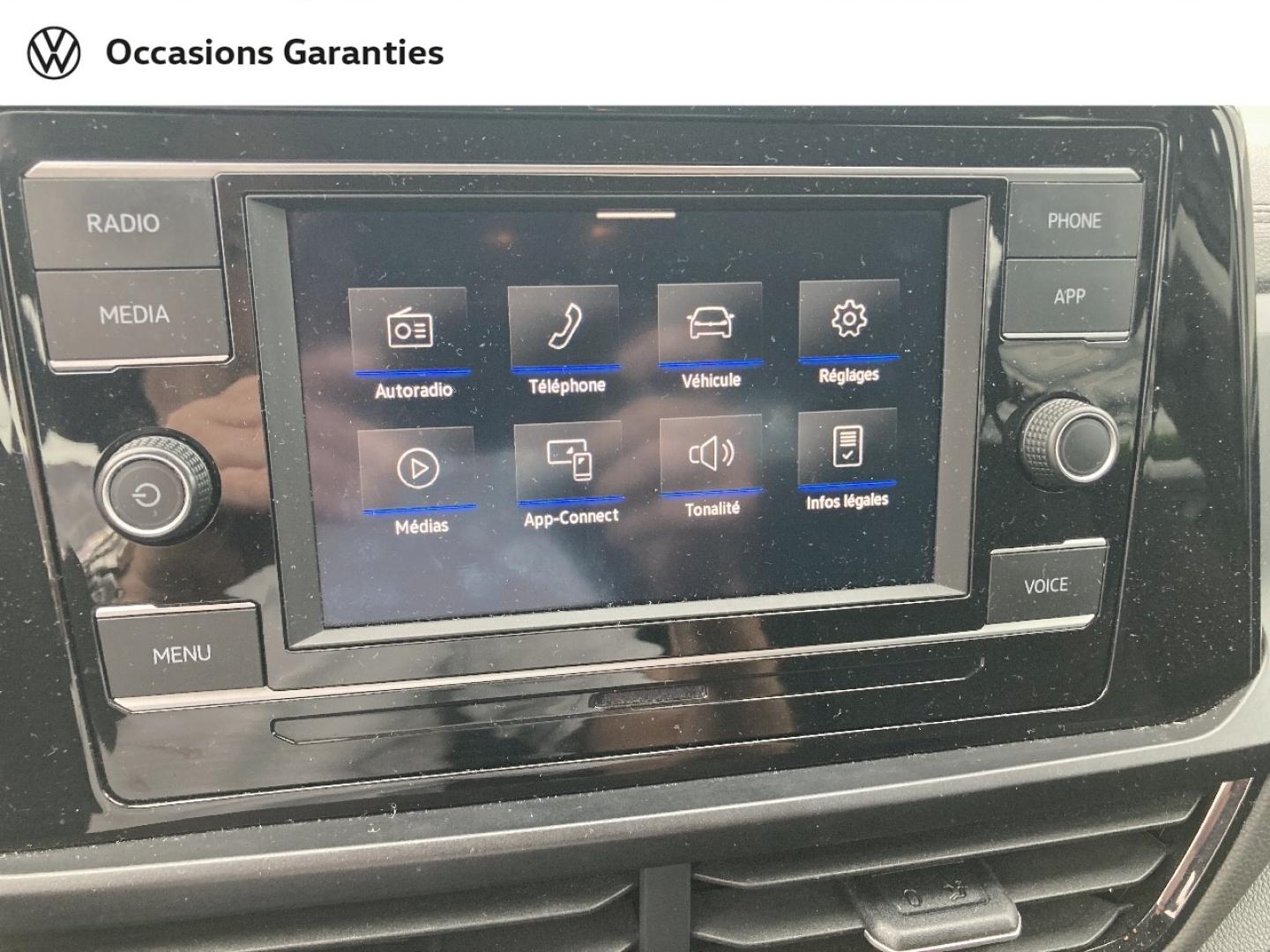 Voitures occasions VOLKSWAGEN T-ROC Base Mozac