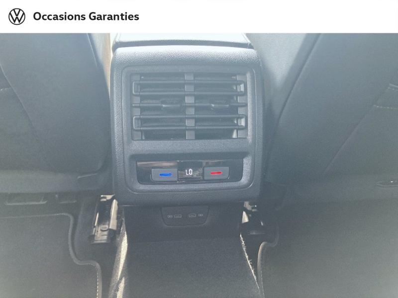 Voitures occasions VOLKSWAGEN GOLF R-Line Mozac