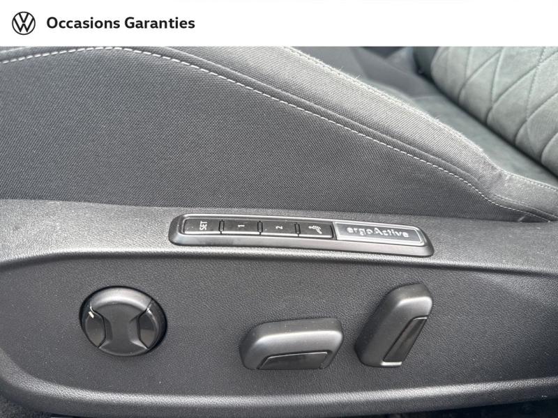 Voitures occasions VOLKSWAGEN GOLF Style 1st Mozac