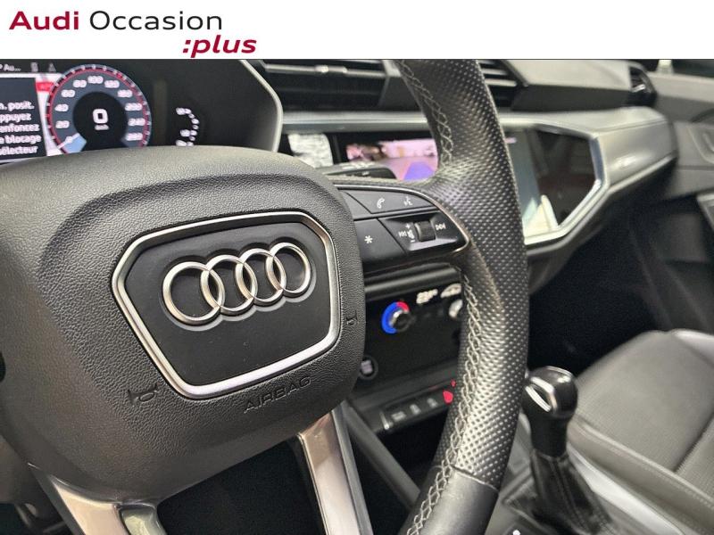 Voitures occasions Audi Q3 S line Mozac