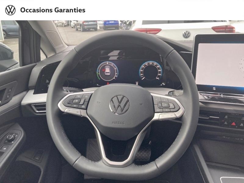 Voitures occasions VOLKSWAGEN GOLF VW Edition Mozac
