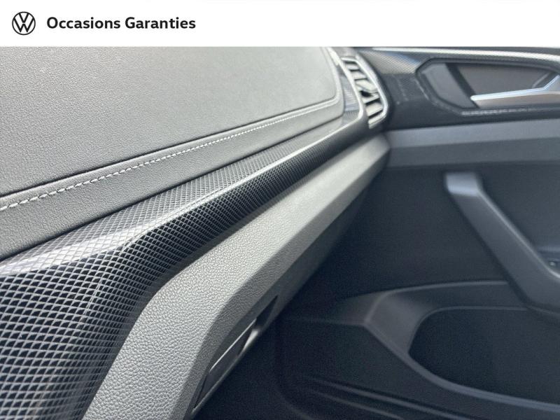 Voitures occasions VOLKSWAGEN T-CROSS R-Line Mozac