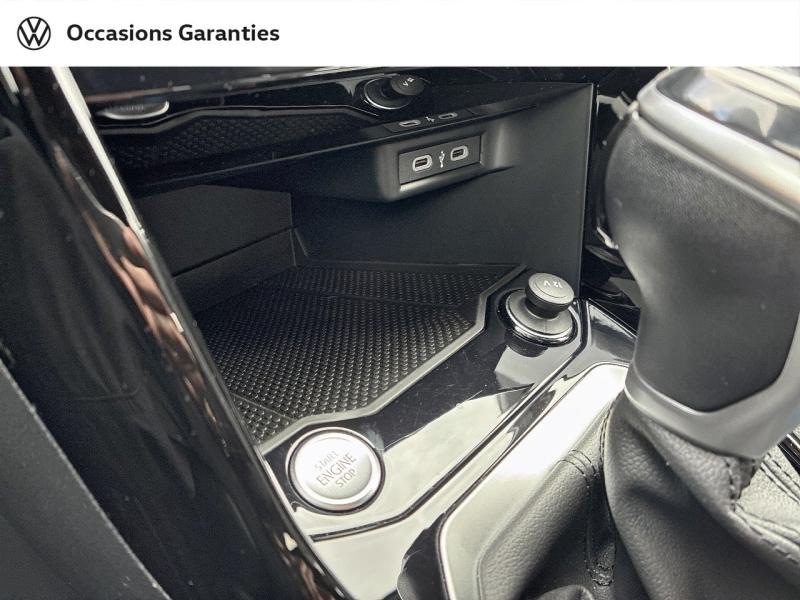 Voitures occasions VOLKSWAGEN T-ROC R-Line Mozac