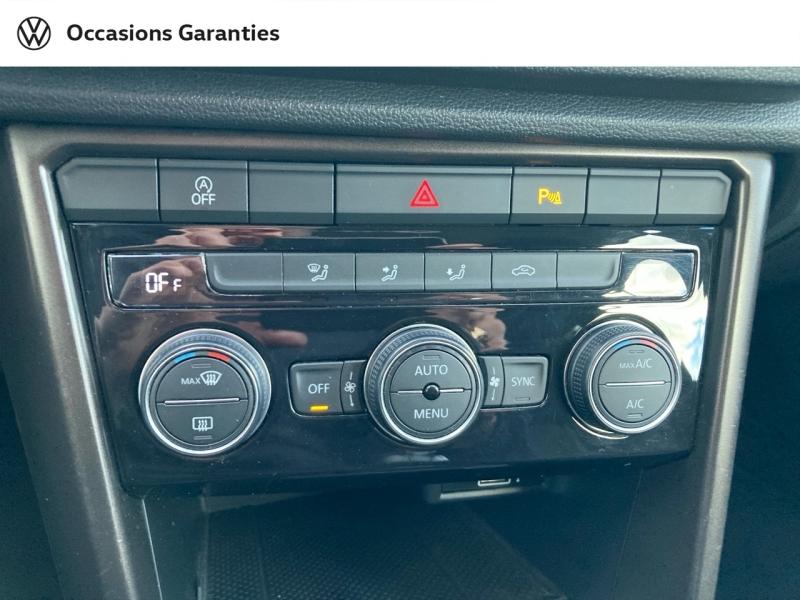Voitures occasions VOLKSWAGEN T-ROC Lounge Business Mozac
