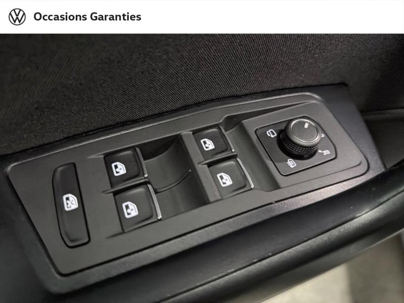 Voitures occasions VOLKSWAGEN T-ROC Active Mozac