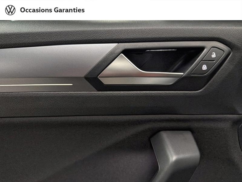 Voitures occasions VOLKSWAGEN T-ROC Active Mozac