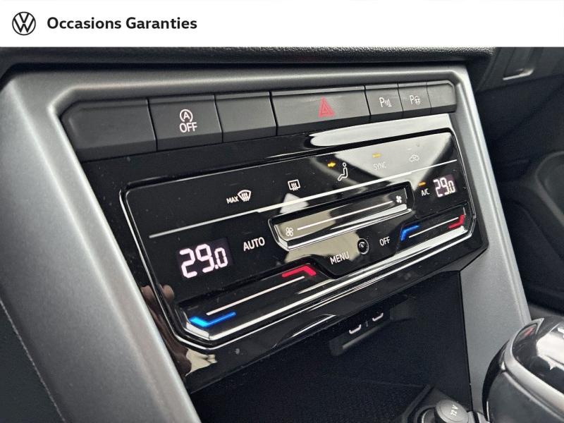 Voitures occasions VOLKSWAGEN T-ROC Life Plus Mozac