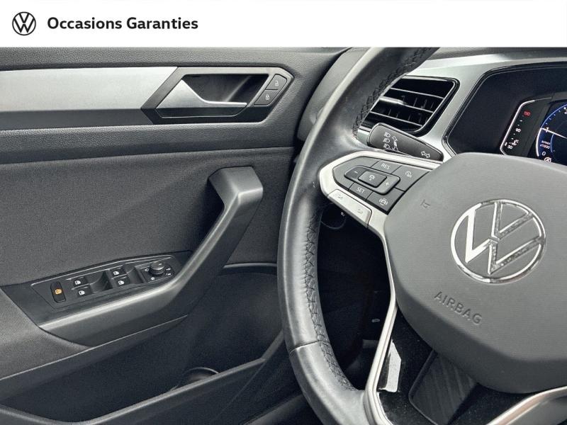 Voitures occasions VOLKSWAGEN T-ROC Life Plus Mozac