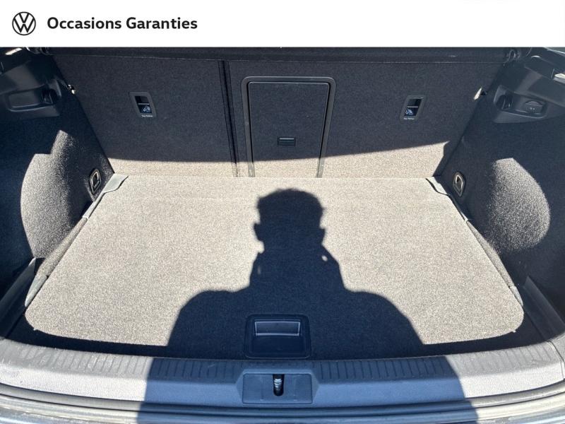 Voitures occasions VOLKSWAGEN GOLF Confortline Business Mozac