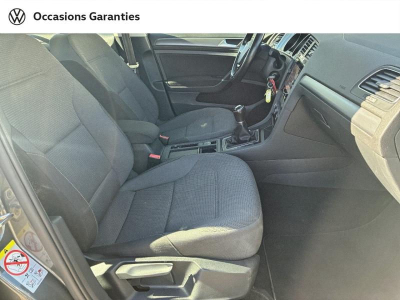 Voitures occasions VOLKSWAGEN GOLF Confortline Business Mozac