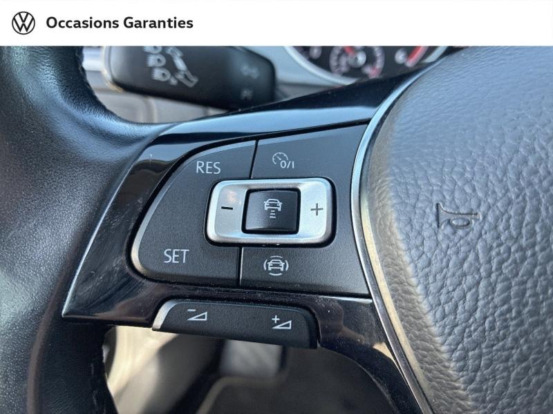 Voitures occasions VOLKSWAGEN GOLF Confortline Business Mozac