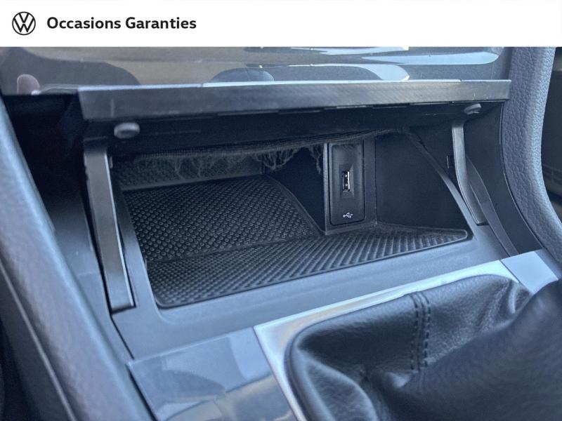 Voitures occasions VOLKSWAGEN GOLF Confortline Business Mozac