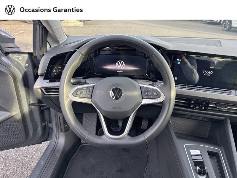 Voitures occasions VOLKSWAGEN GOLF Style Mozac