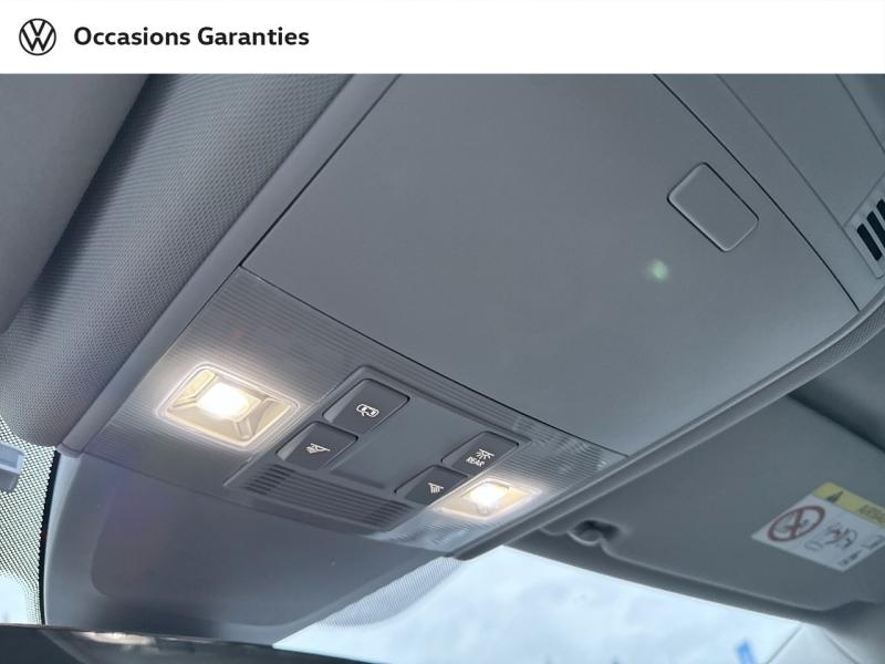 Voitures occasions VOLKSWAGEN GOLF Carat Mozac