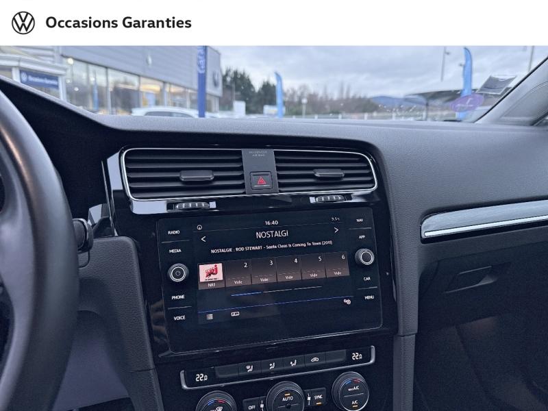 Voitures occasions VOLKSWAGEN GOLF Carat Mozac