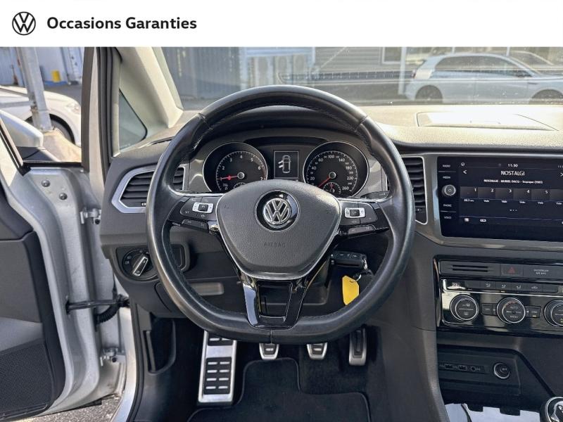 Voitures occasions VOLKSWAGEN GOLF SPORTSVAN Connect Mozac