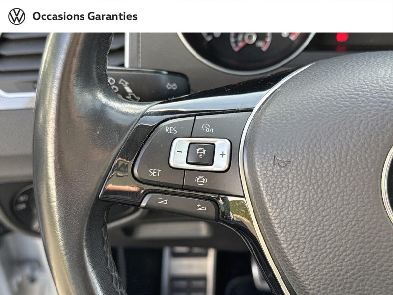 Voitures occasions VOLKSWAGEN GOLF SPORTSVAN Connect Mozac