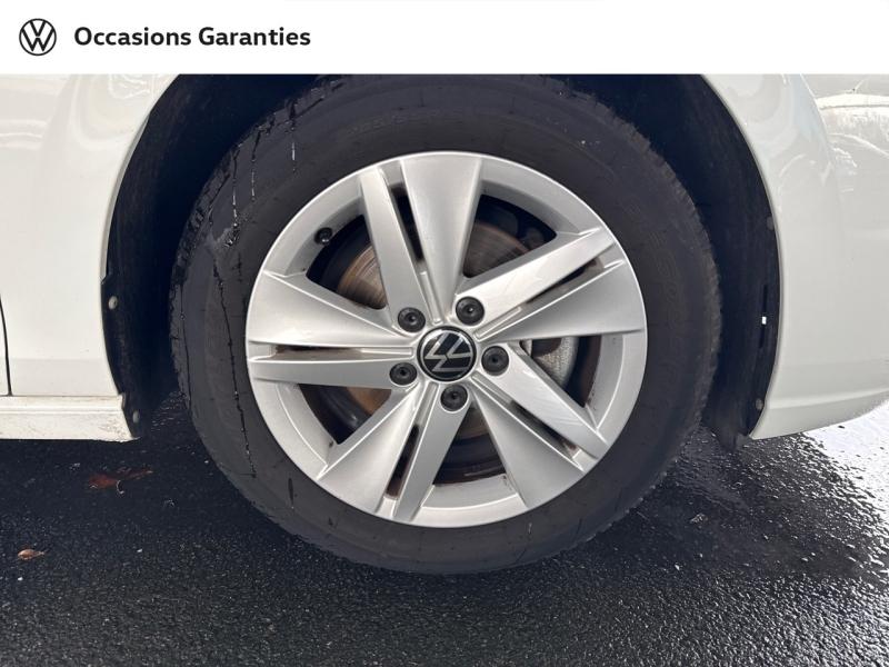 Voitures occasions VOLKSWAGEN GOLF Life 1st Mozac