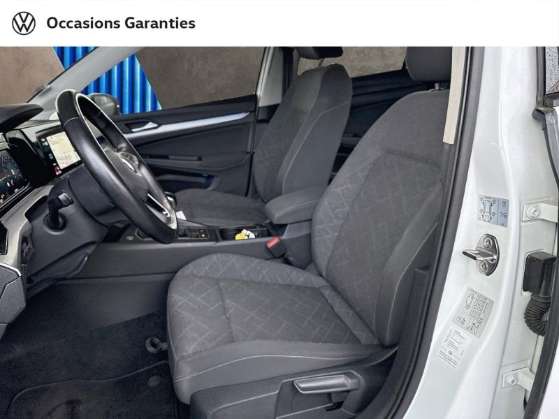 Voitures occasions VOLKSWAGEN GOLF Life 1st Mozac