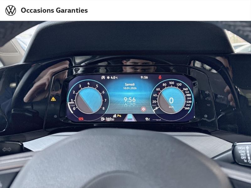 Voitures occasions VOLKSWAGEN GOLF Life 1st Mozac