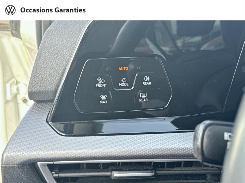 Voitures occasions VOLKSWAGEN GOLF Active Mozac