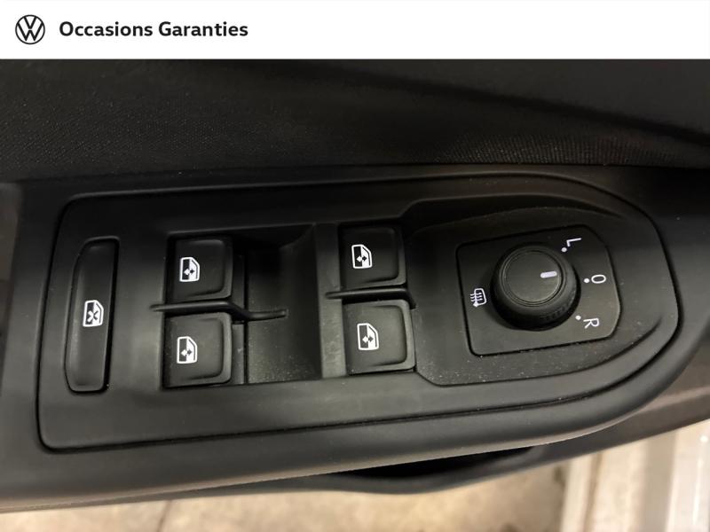 Voitures occasions VOLKSWAGEN GOLF Life Business Mozac