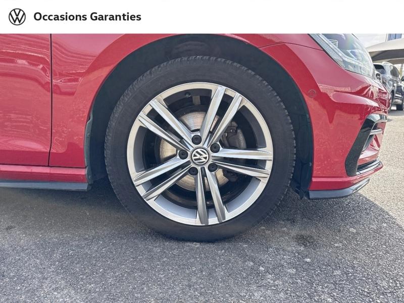 Voitures occasions VOLKSWAGEN GOLF Carat Mozac