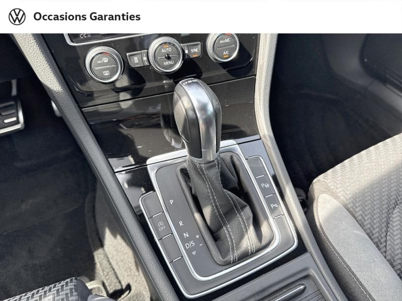 Voitures occasions VOLKSWAGEN GOLF Carat Mozac