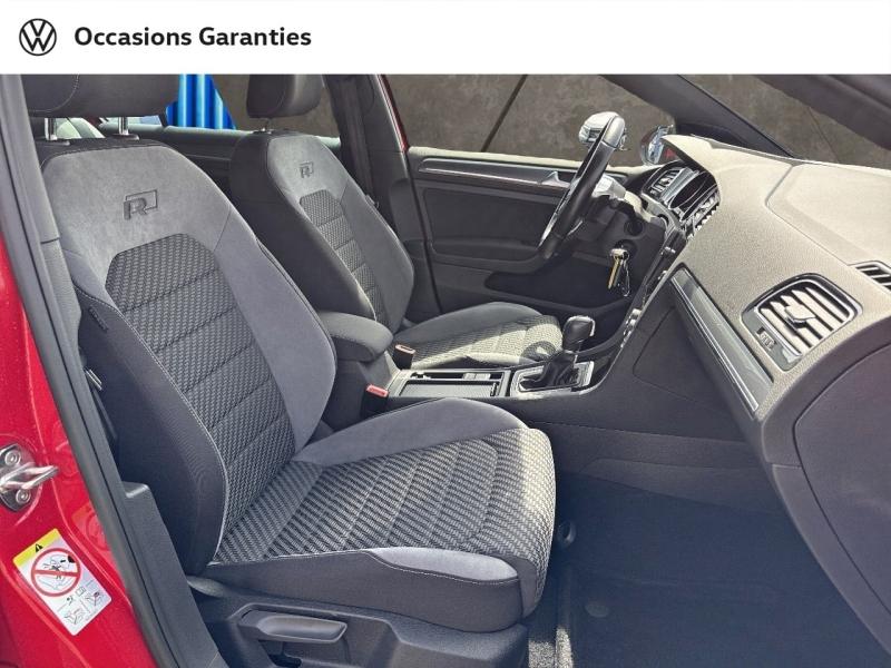Voitures occasions VOLKSWAGEN GOLF Carat Mozac