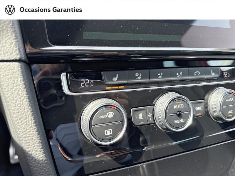 Voitures occasions VOLKSWAGEN GOLF Carat Mozac