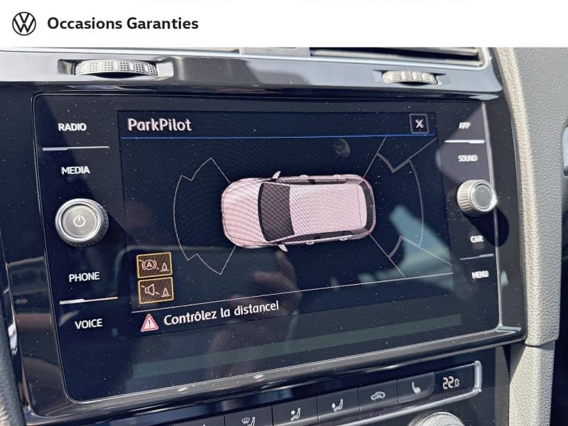 Voitures occasions VOLKSWAGEN GOLF Carat Mozac