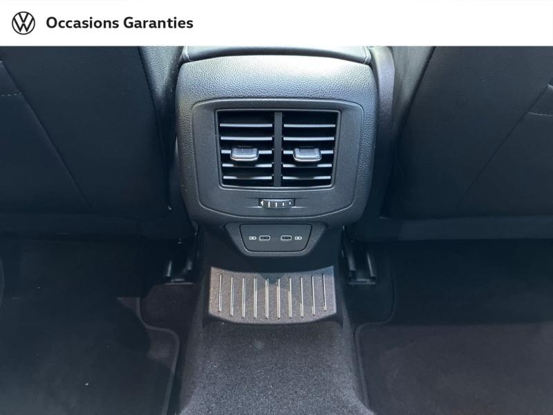 Voitures occasions VOLKSWAGEN T-ROC Style Exclusive Clermont-Ferrand