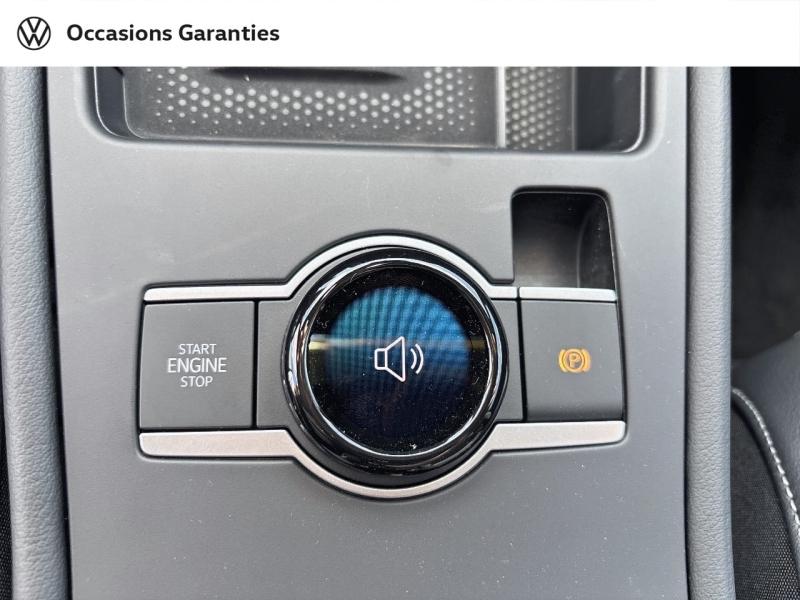 Voitures occasions VOLKSWAGEN T-ROC R-Line Mozac