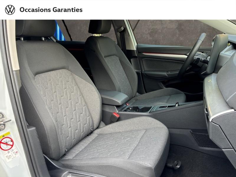 Voitures occasions VOLKSWAGEN GOLF Life Plus Mozac
