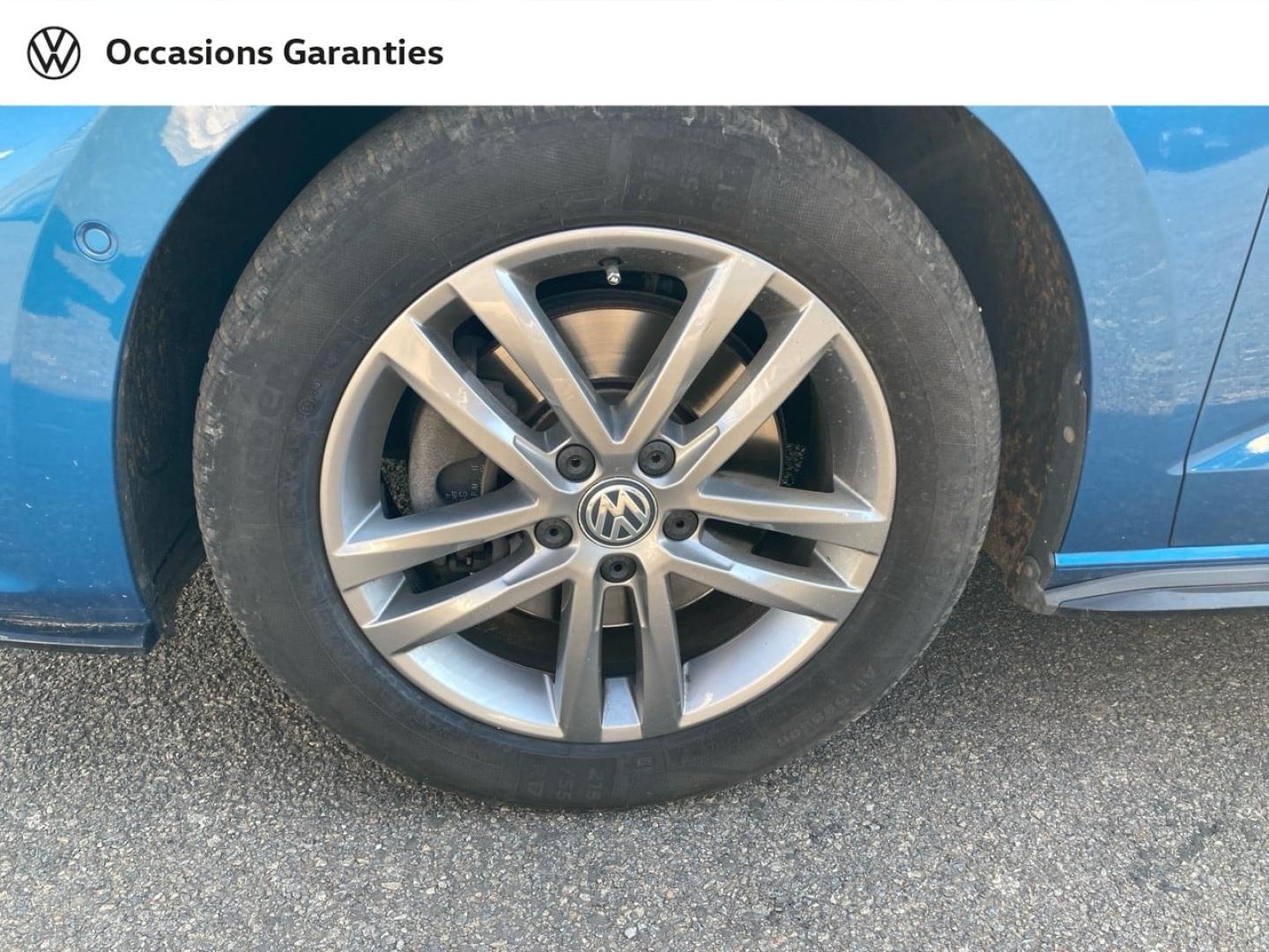 Voitures occasions VOLKSWAGEN TOURAN R-Line Mozac