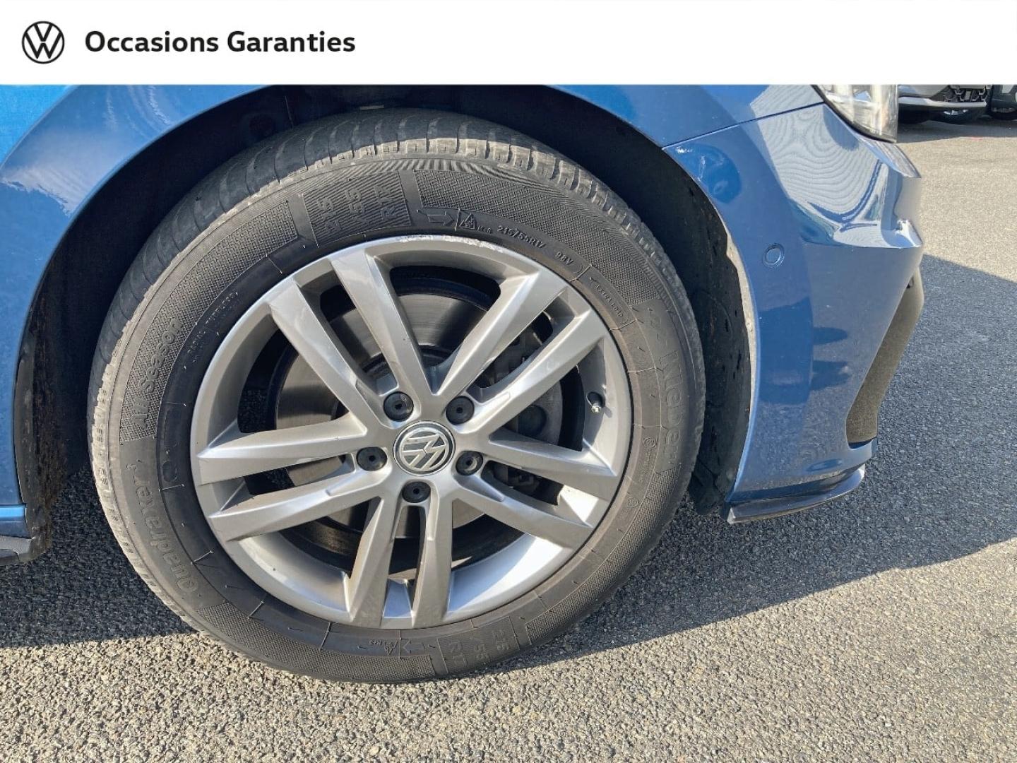 Voitures occasions VOLKSWAGEN TOURAN R-Line Mozac