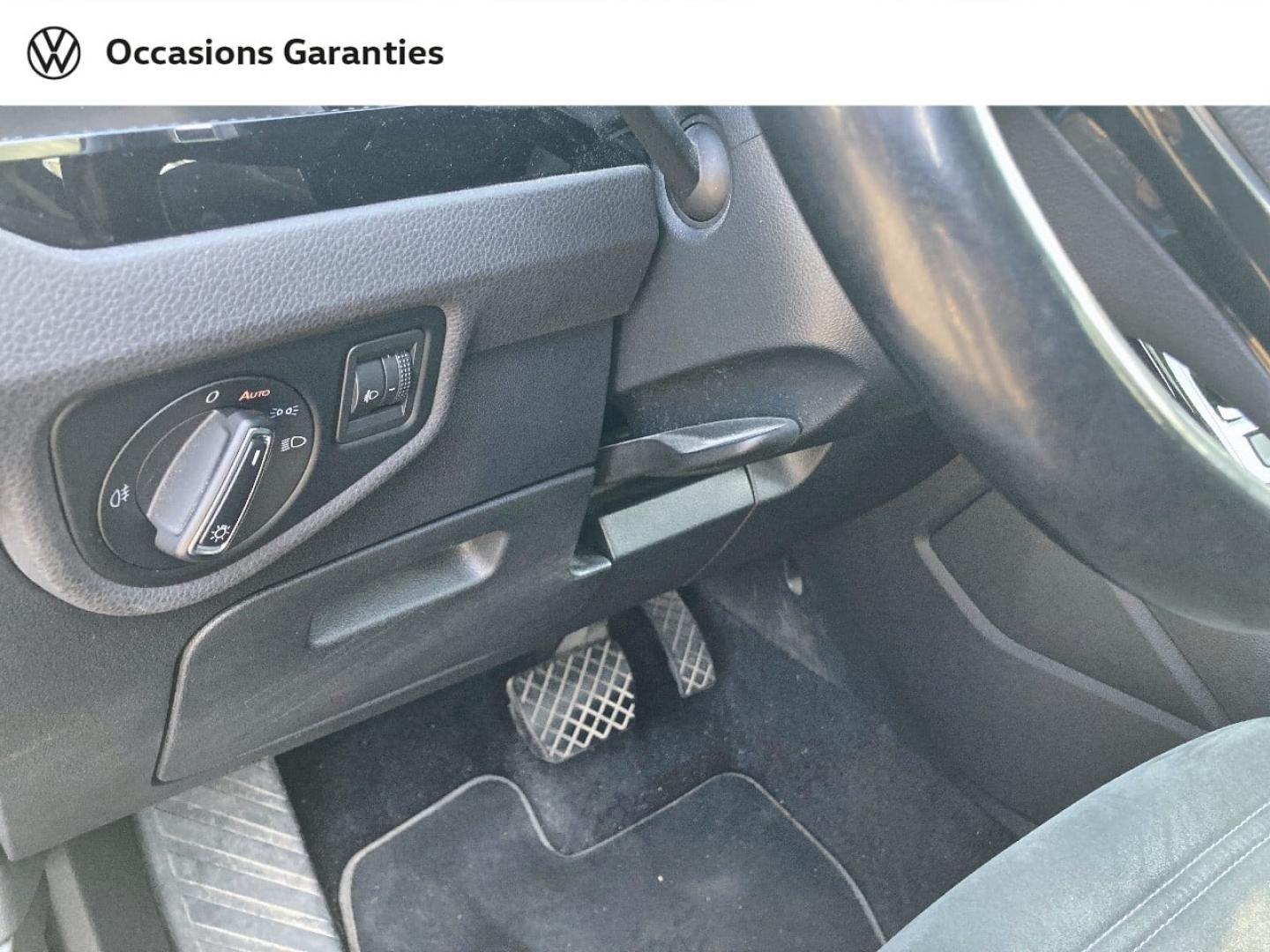 Voitures occasions VOLKSWAGEN TOURAN R-Line Mozac