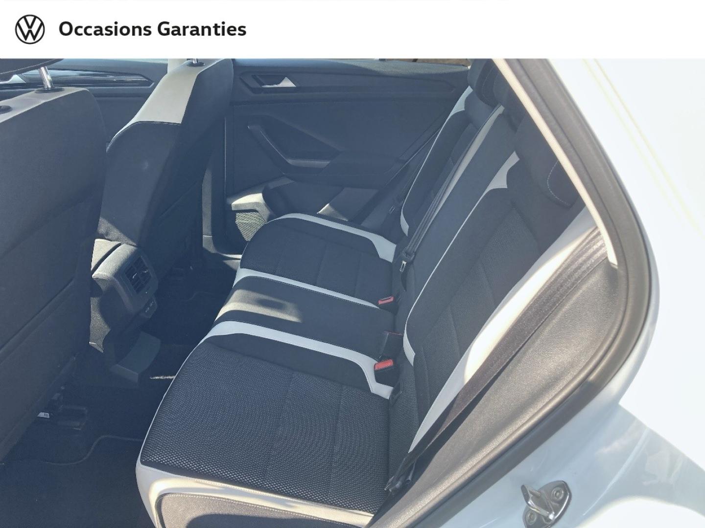 Voitures occasions VOLKSWAGEN T-ROC Carat Mozac
